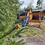 Na Orave So Saunou A Kupacou Kadou Semesterbostad