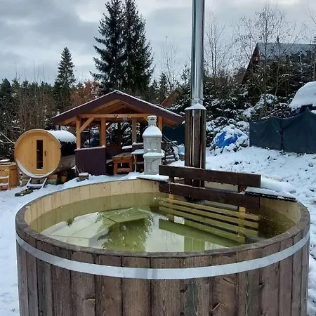 Prázdninový dům Na Orave So Saunou A Kupacou Kadou *