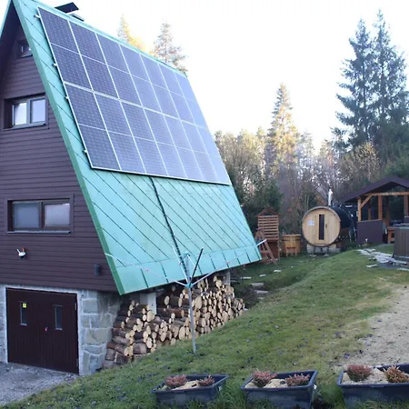 Na Orave So Saunou A Kupacou Kadou Námestovo